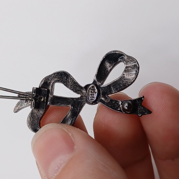 Yosca Gunmetal and Orange Rhinestone Bow Barette